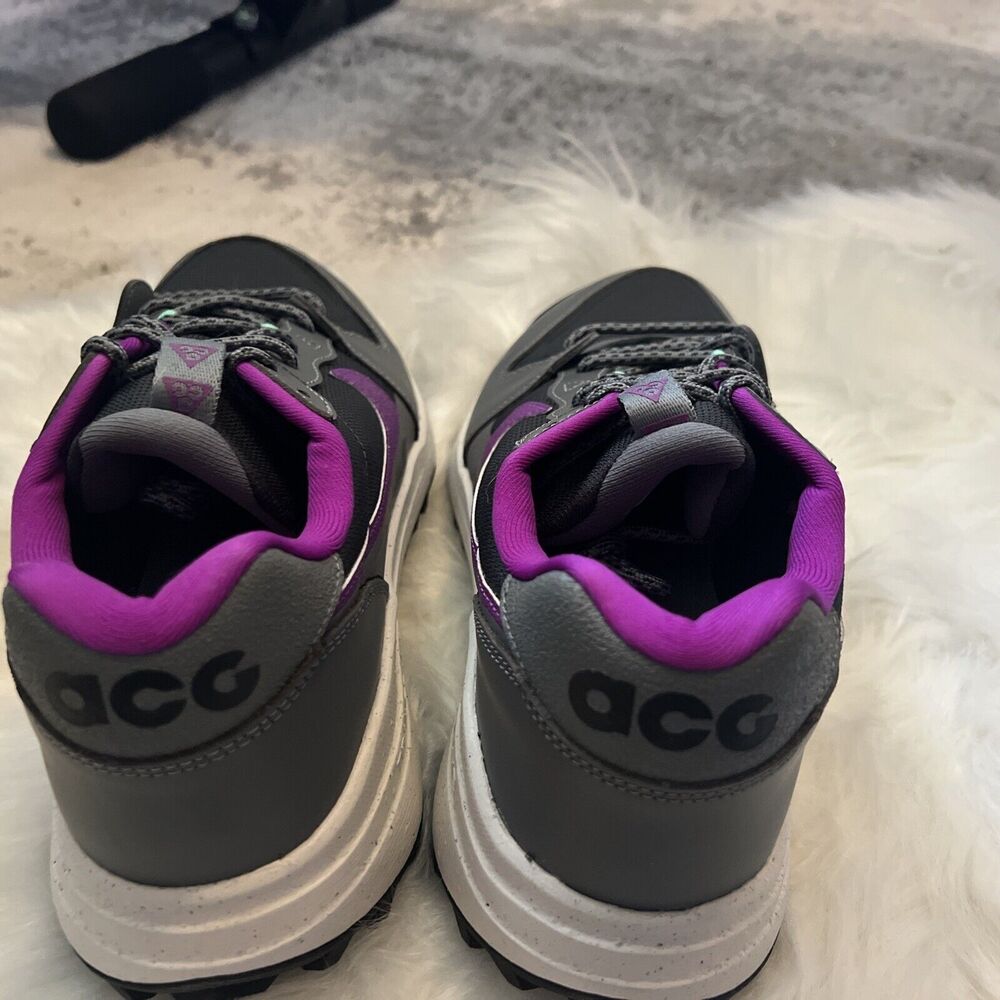 Nike Men's ACG Lowcate Trail Hiking Shoes Smoke Grey Purple Green Size 10.5 NEW - Picture 8 of 16